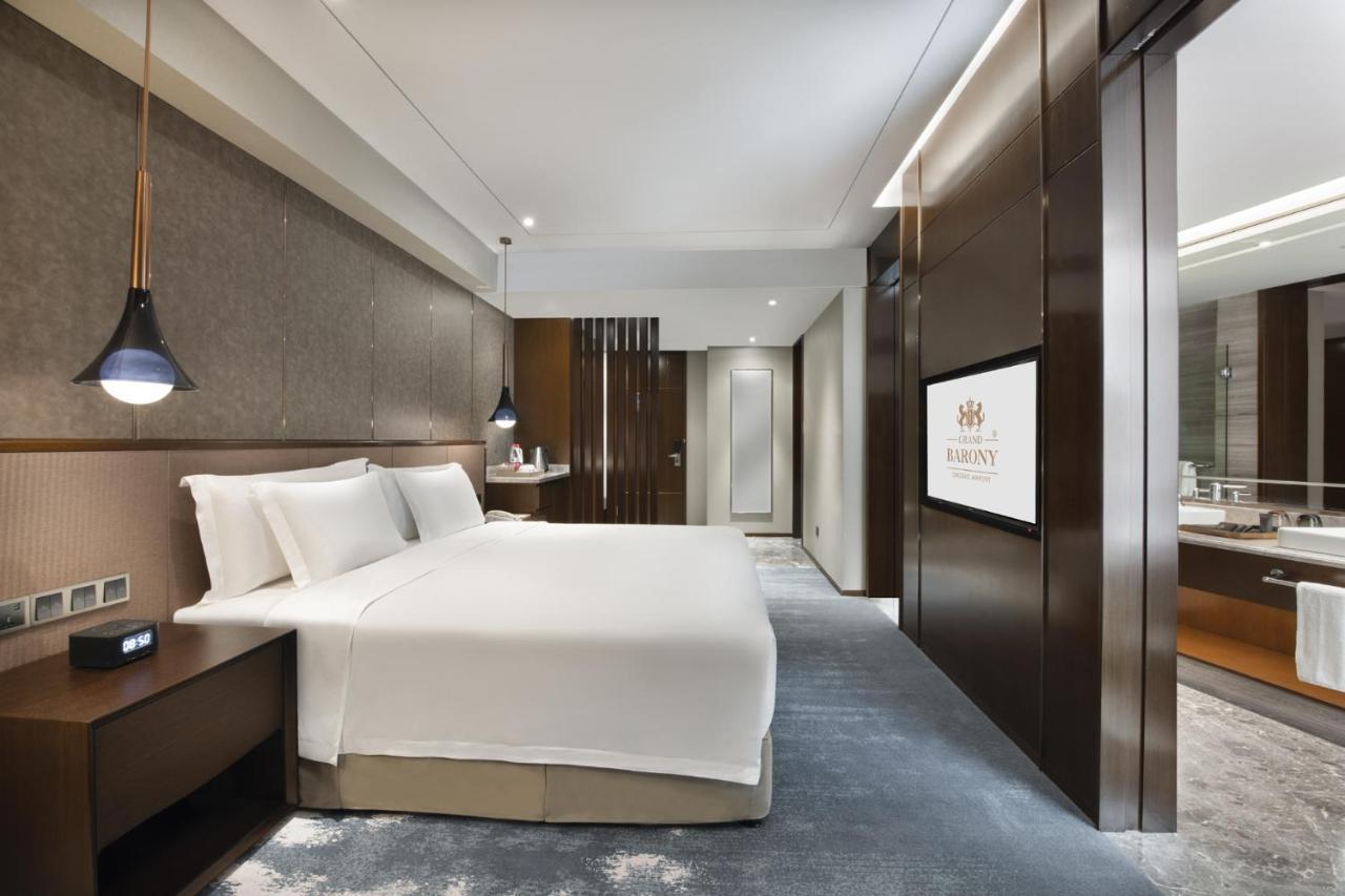 Grand Barony Qingdao Airport Hotel Buitenkant foto